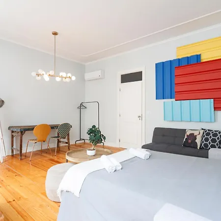 Rooms In Accommodation Shared In Rua Augusta * Lisboa